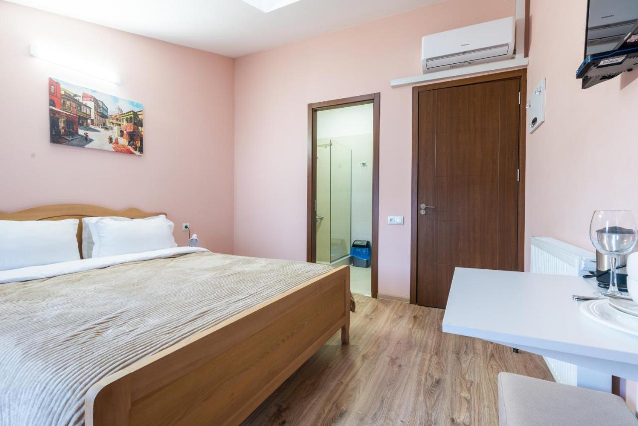 Hb Apartments Laghidze Tiflis Exterior foto